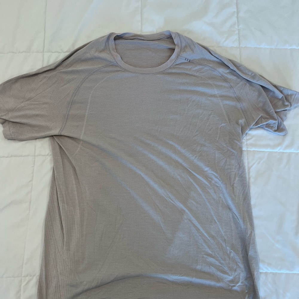 Lululemon tech shirt